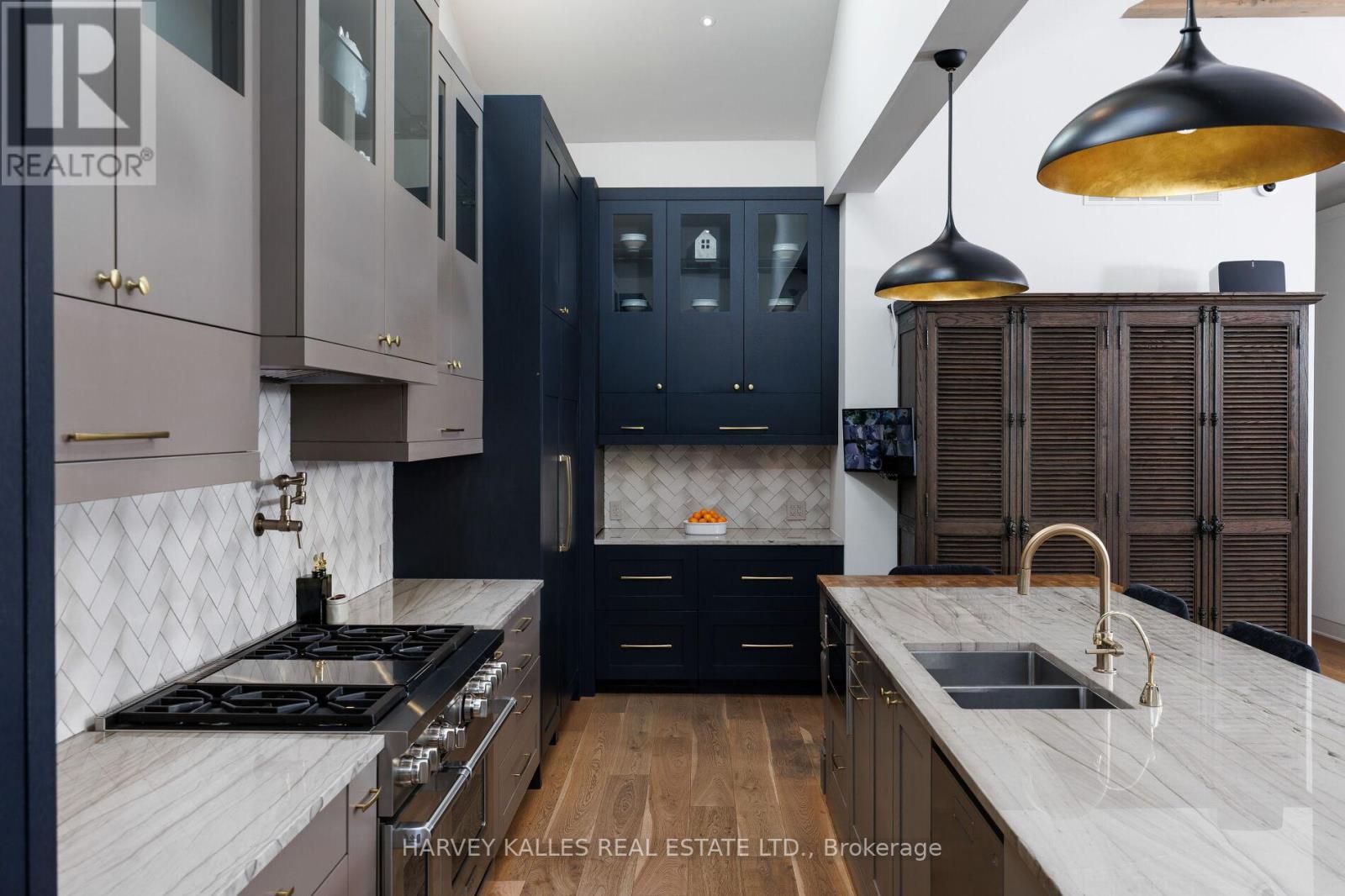 66 Thorncrest Road, Toronto, Ontario  M9A 1S9 - Photo 14 - W13726854