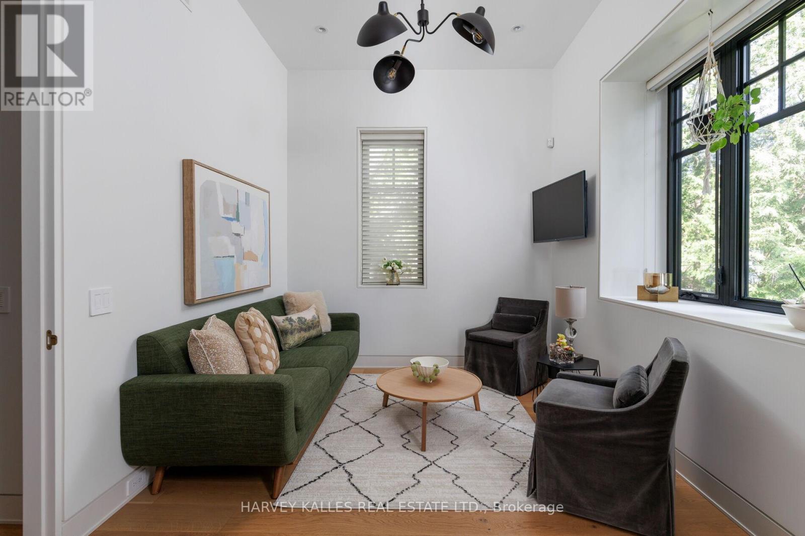 66 Thorncrest Road, Toronto, Ontario  M9A 1S9 - Photo 42 - W13726854