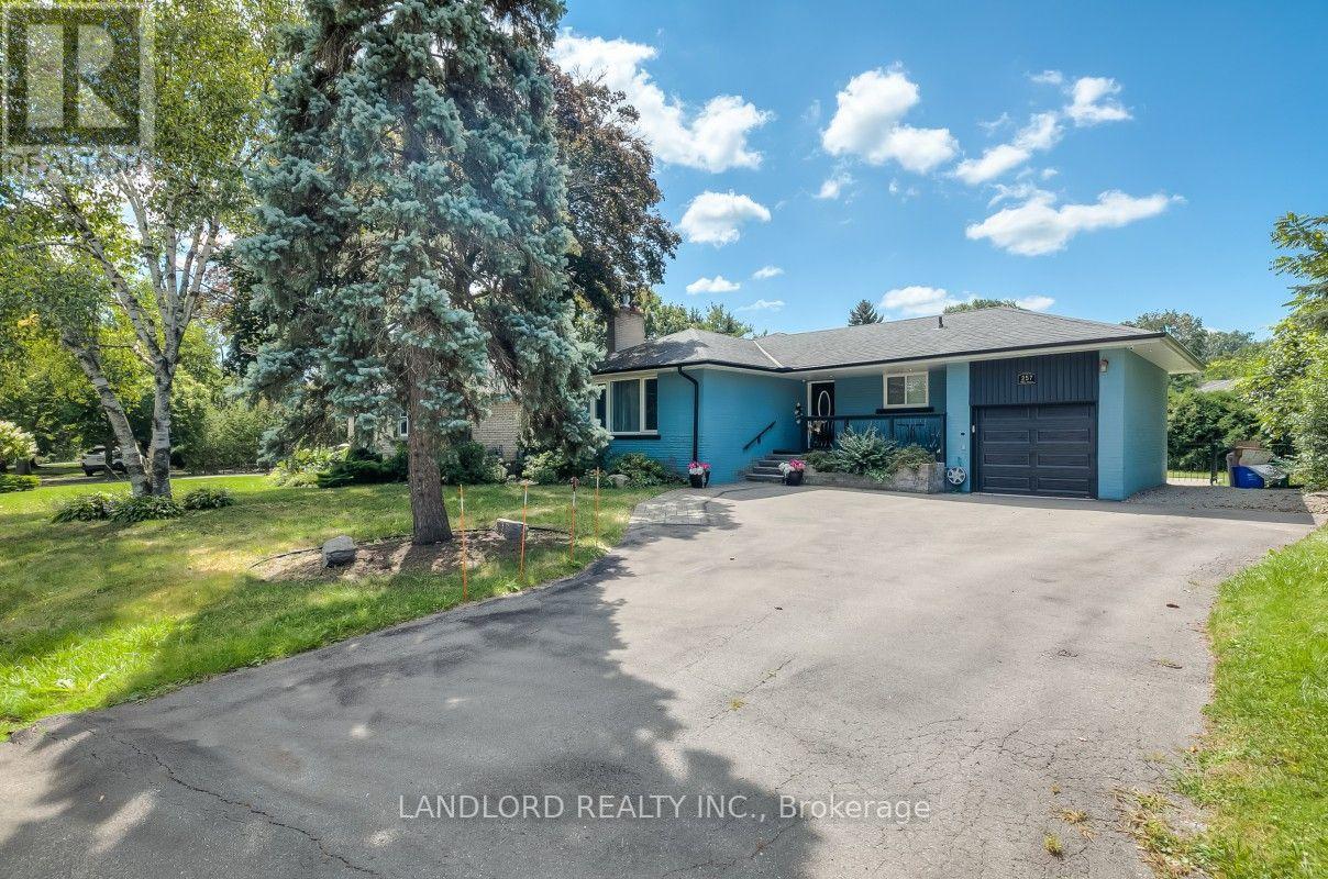 Main - 257 Wales Crescent, Oakville, Ontario  L6L 3X8 - Photo 26 - W13726870