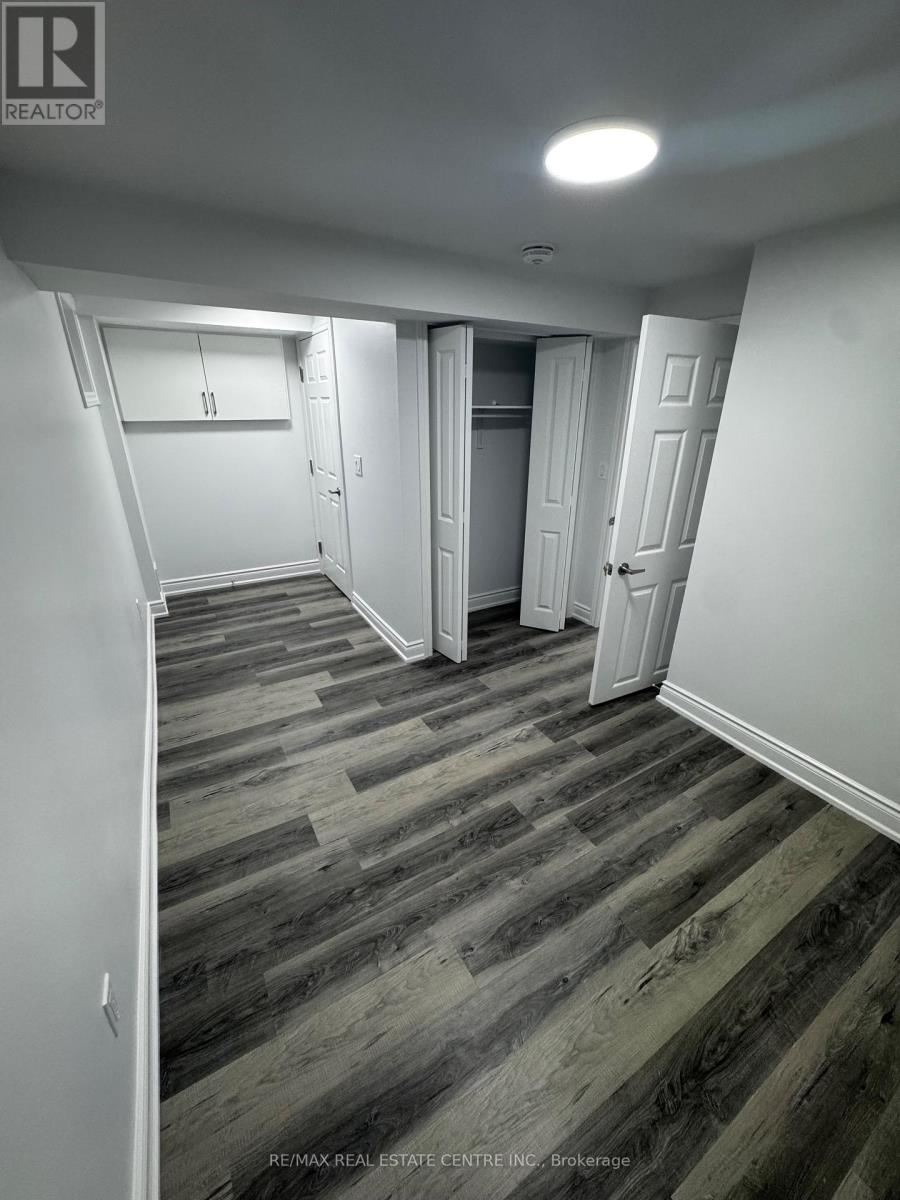 Lower Level - 1025 Blairholm Avenue, Mississauga, Ontario  L5C 1G5 - Photo 14 - W13726888