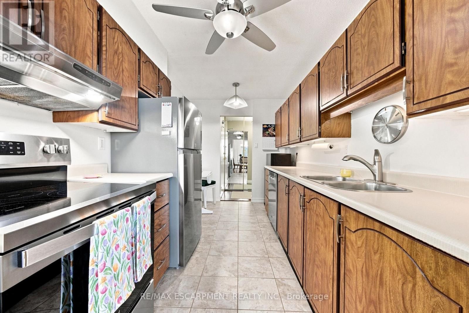1507 - 2055 Upper Middle Road, Burlington, Ontario  L7P 3P4 - Photo 7 - W13726950