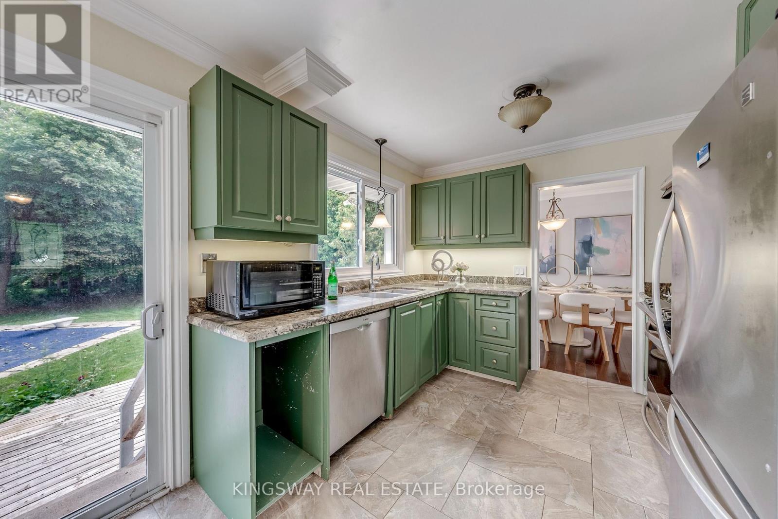 2096 Salvator Boulevard, Oakville, Ontario  L6L 1N1 - Photo 16 - W13726964