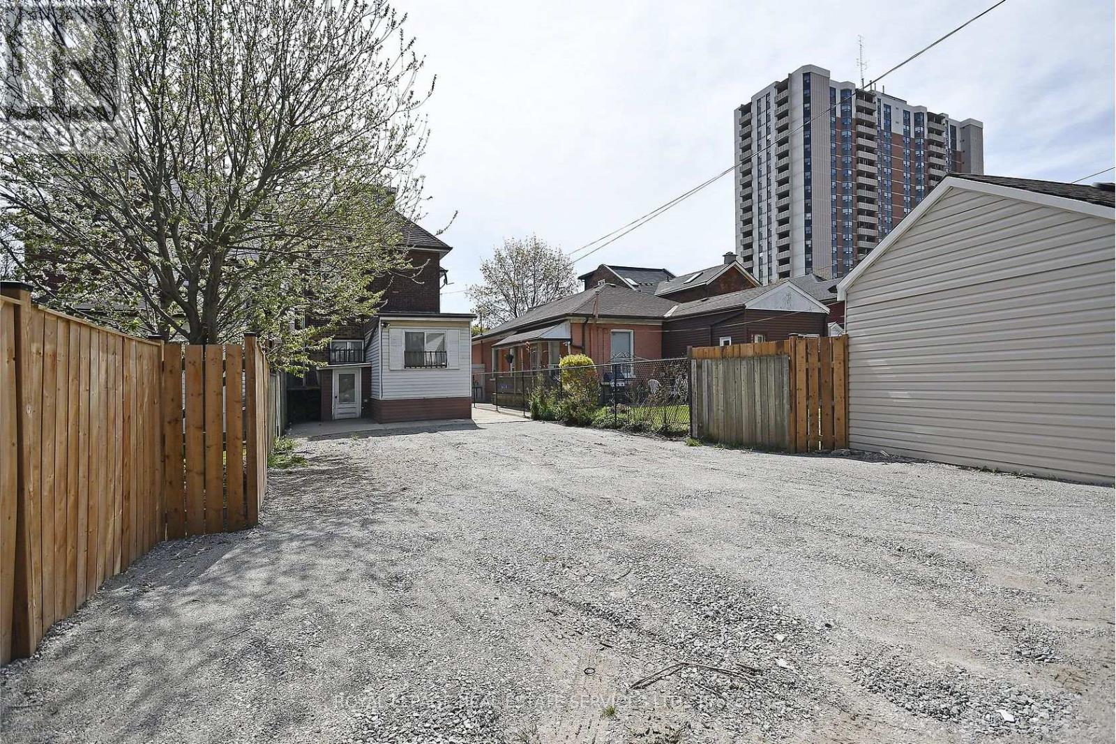 Main - 47 Emerald Avenue N, Hamilton, Ontario  L8L 5K2 - Photo 15 - X13726818