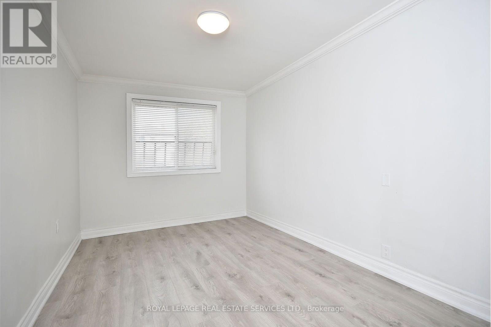 Main - 47 Emerald Avenue N, Hamilton, Ontario  L8L 5K2 - Photo 6 - X13726818