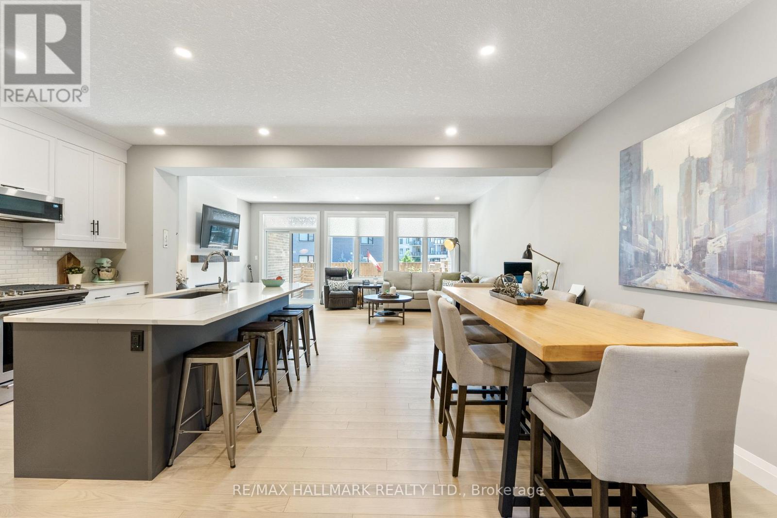 77 Rea Drive, Centre Wellington, Ontario  N1M 0H5 - Photo 4 - X13726864