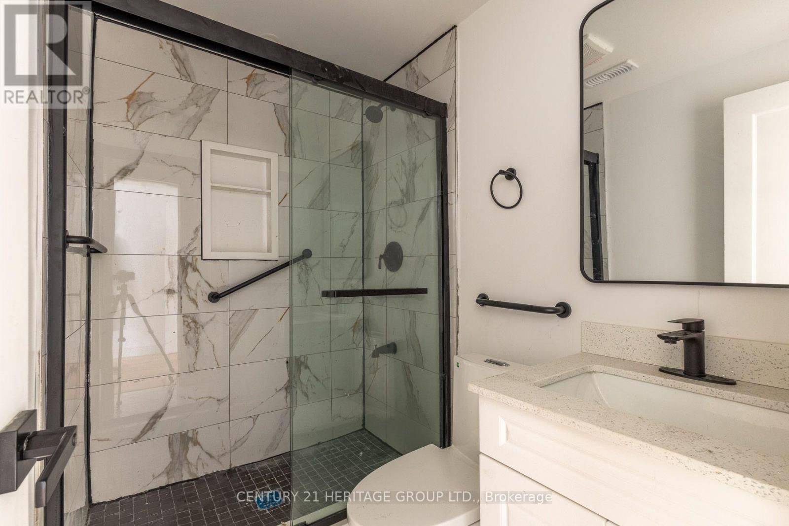 238 Longboat Run W, Brantford, Ontario  N3T 0X1 - Photo 34 - X13726908