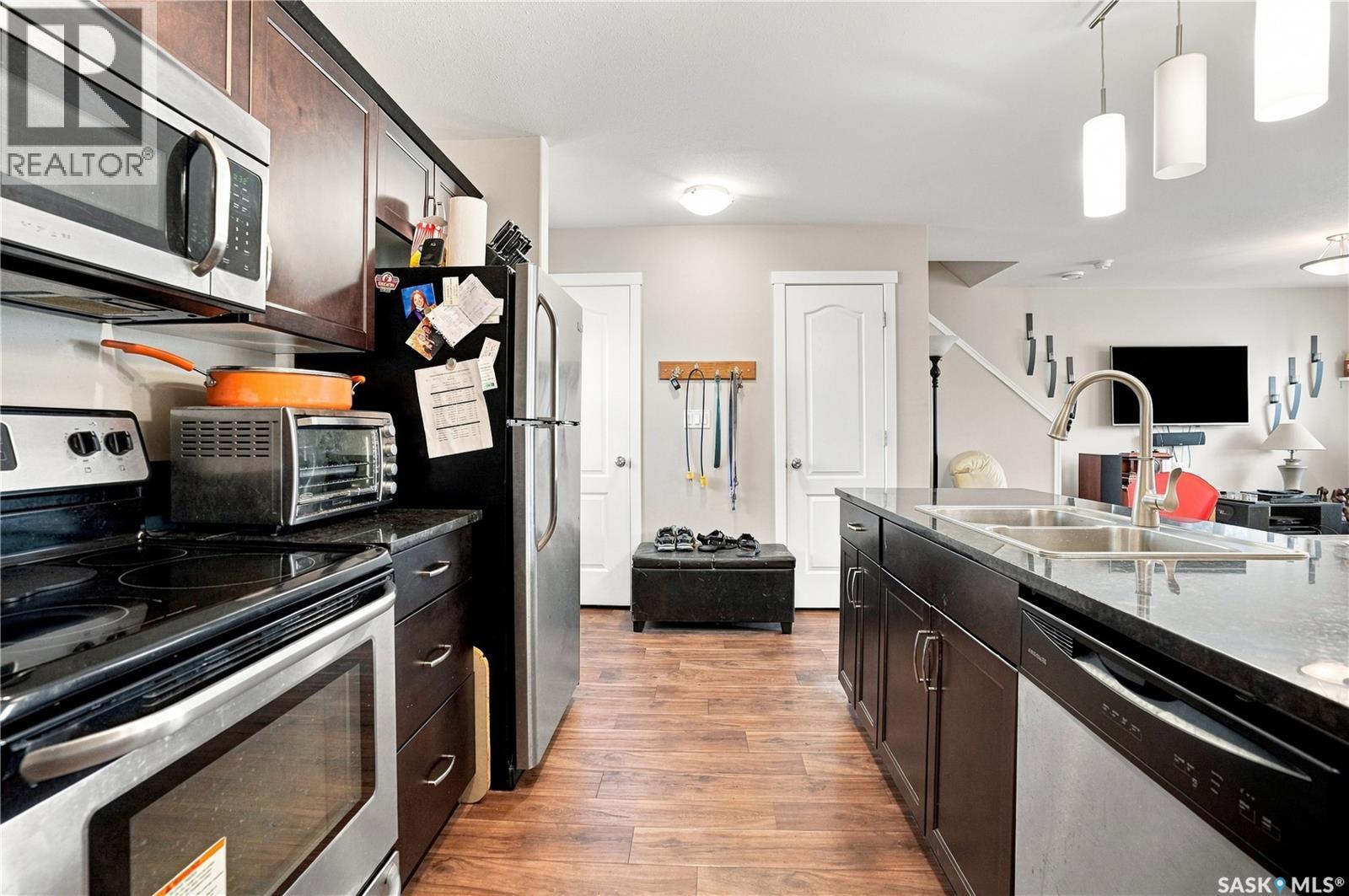 1205 Grey Street, Regina, Saskatchewan  S4T 1G7 - Photo 11 - SK046950