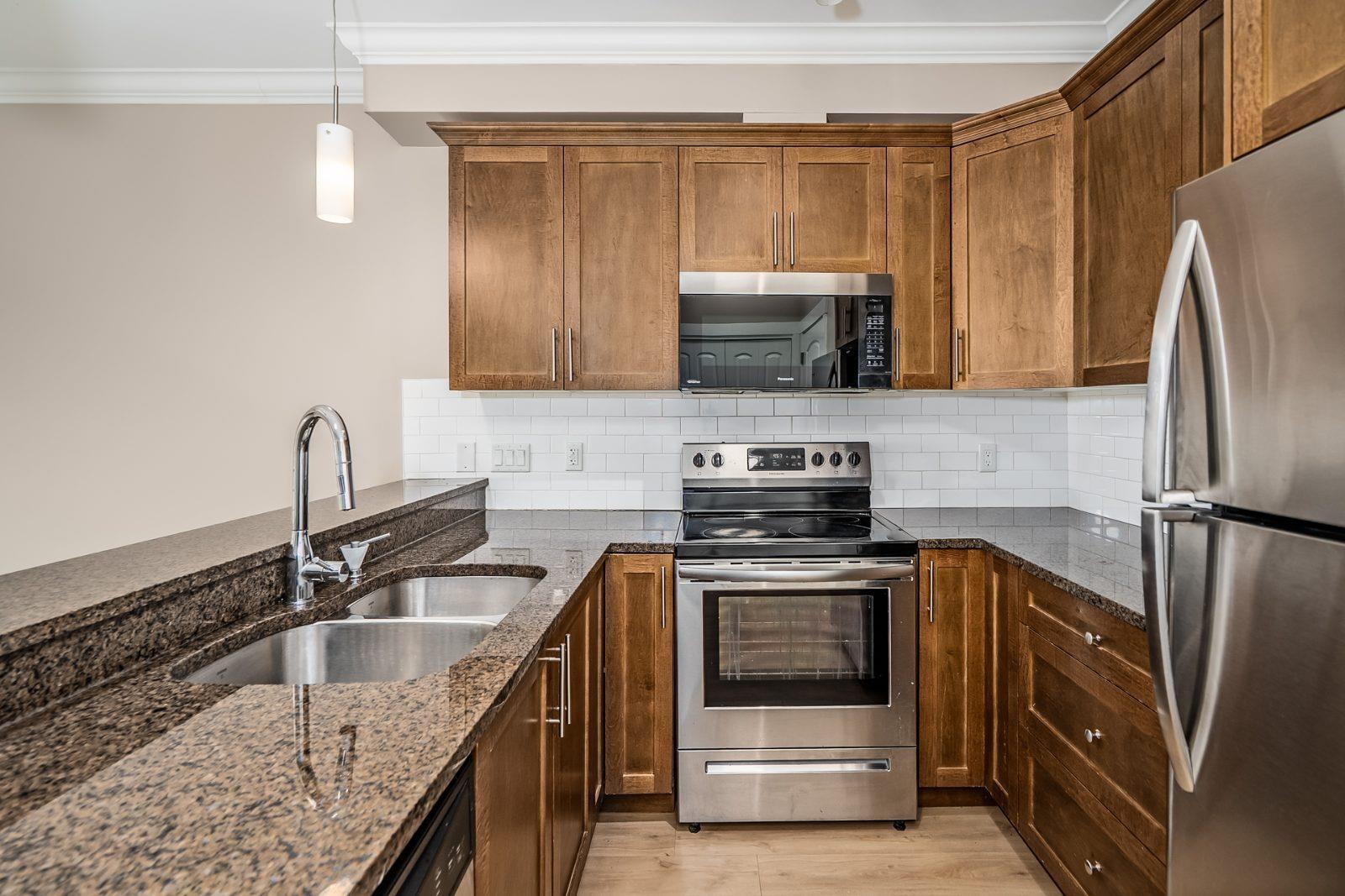 305 8183 121a Street, Surrey, British Columbia  V3W 1S7 - Photo 18 - R3159880