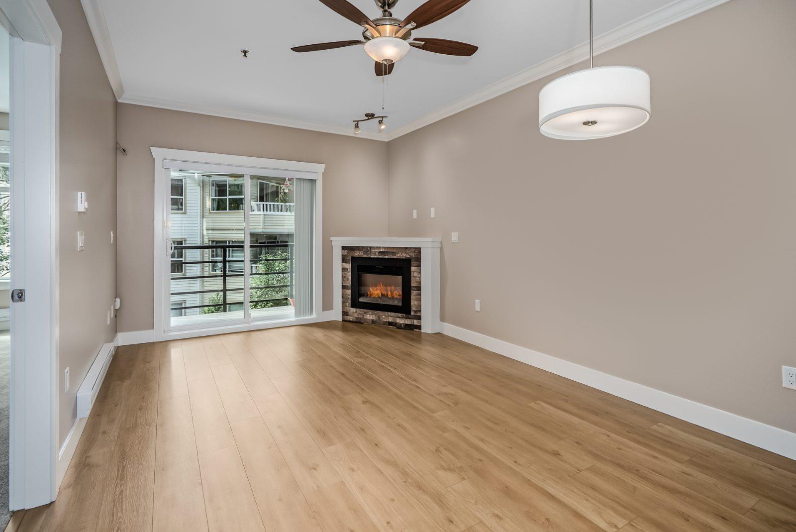 305 8183 121a Street, Surrey, British Columbia  V3W 1S7 - Photo 6 - R3159880