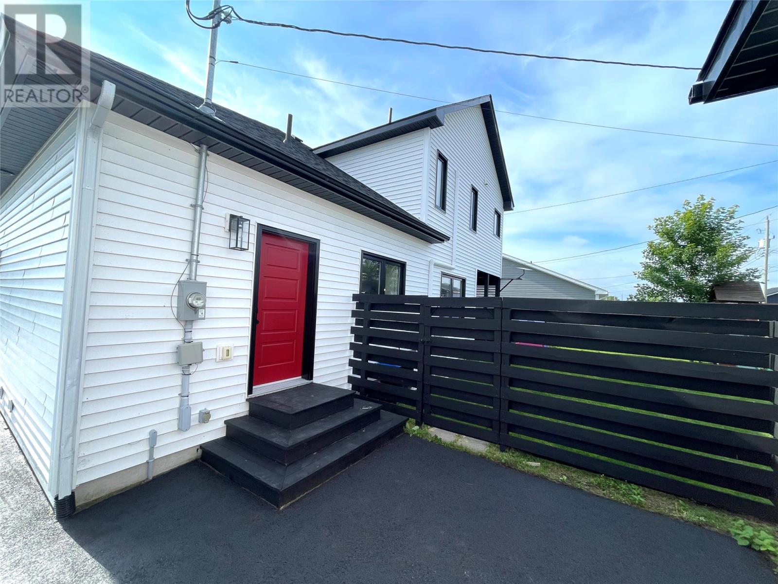 28 Ivanys Road, Grand Falls-Windsor — photo 6