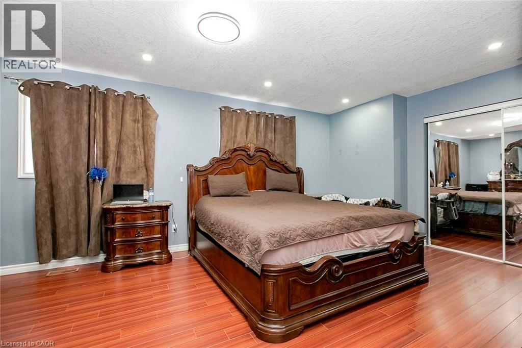 107 Glencliffe Court, Kitchener, Ontario  N2B 3X1 - Photo 22 - 40859398