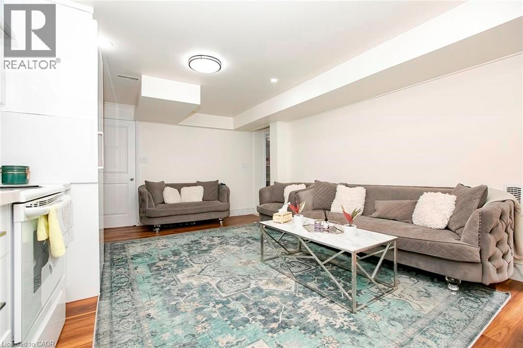 107 Glencliffe Court, Kitchener, Ontario  N2B 3X1 - Photo 38 - 40859398