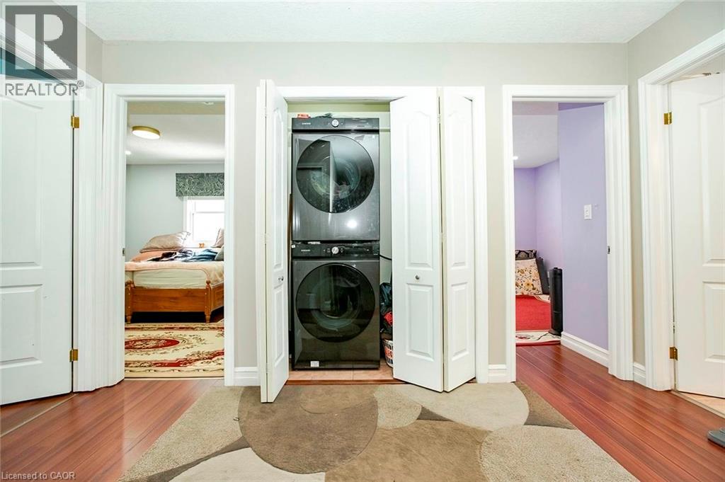 107 Glencliffe Court, Kitchener, Ontario  N2B 3X1 - Photo 45 - 40859398