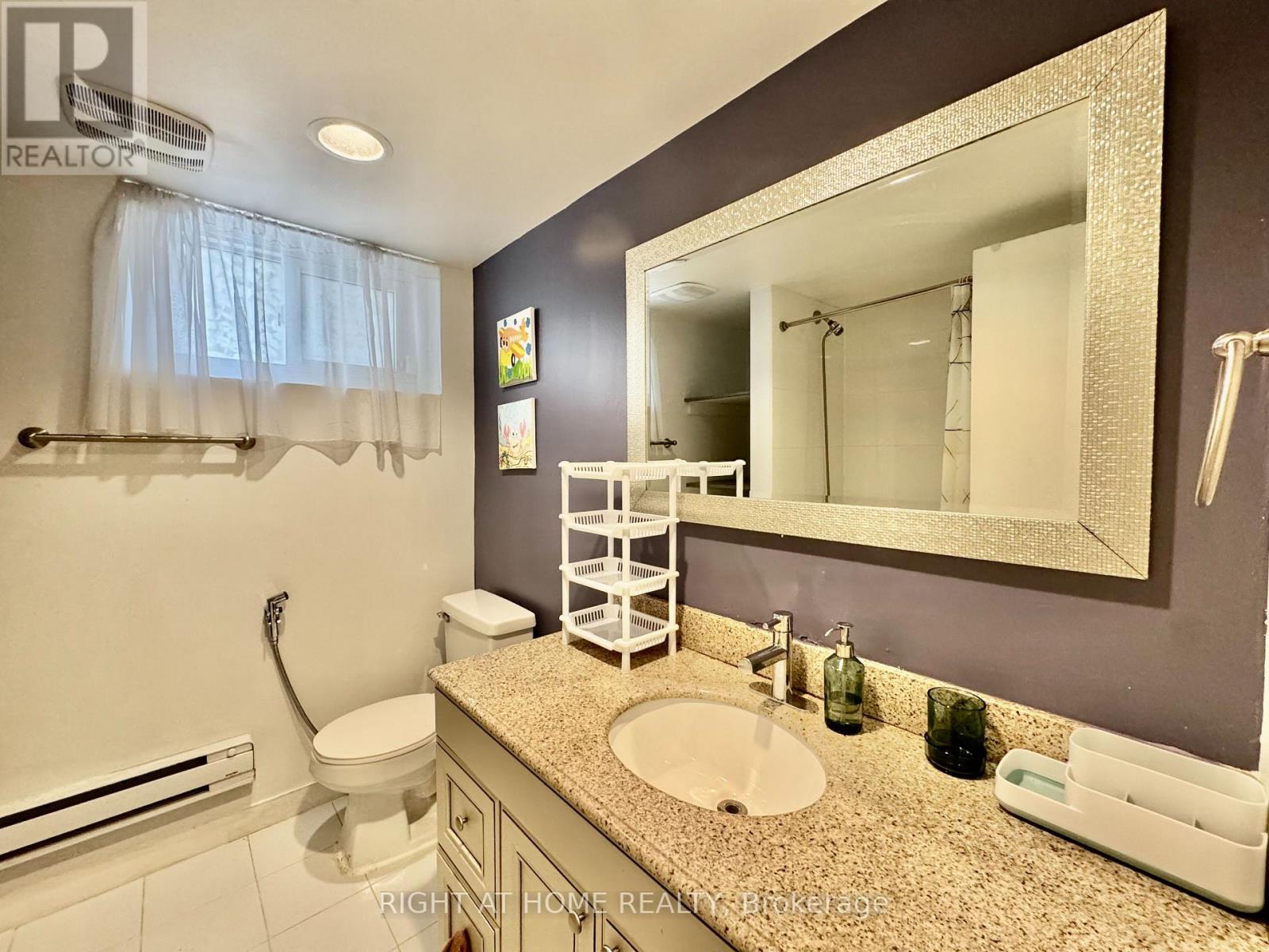 Lower Apartment - 1196 Avenue Road, Toronto, Ontario  M5N 2G1 - Photo 14 - C13727018