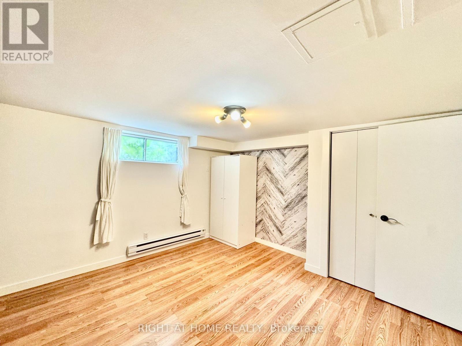 Lower Apartment - 1196 Avenue Road, Toronto, Ontario  M5N 2G1 - Photo 2 - C13727018