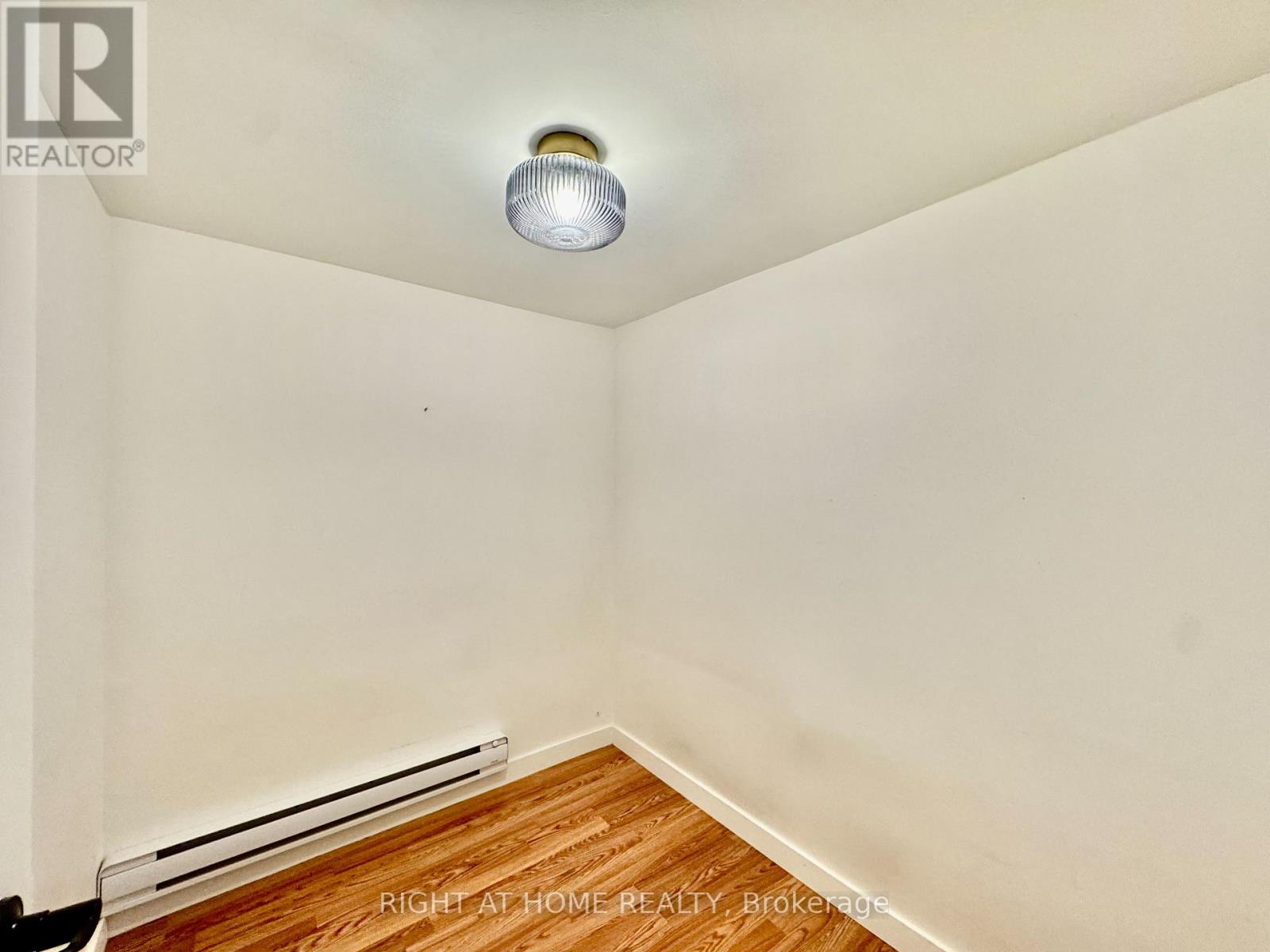 Lower Apartment - 1196 Avenue Road, Toronto, Ontario  M5N 2G1 - Photo 7 - C13727018