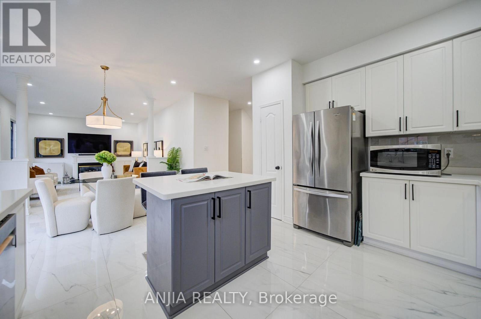 203 Fred Mclaren Boulevard, Markham, Ontario  L6E 1H2 - Photo 15 - N13727060