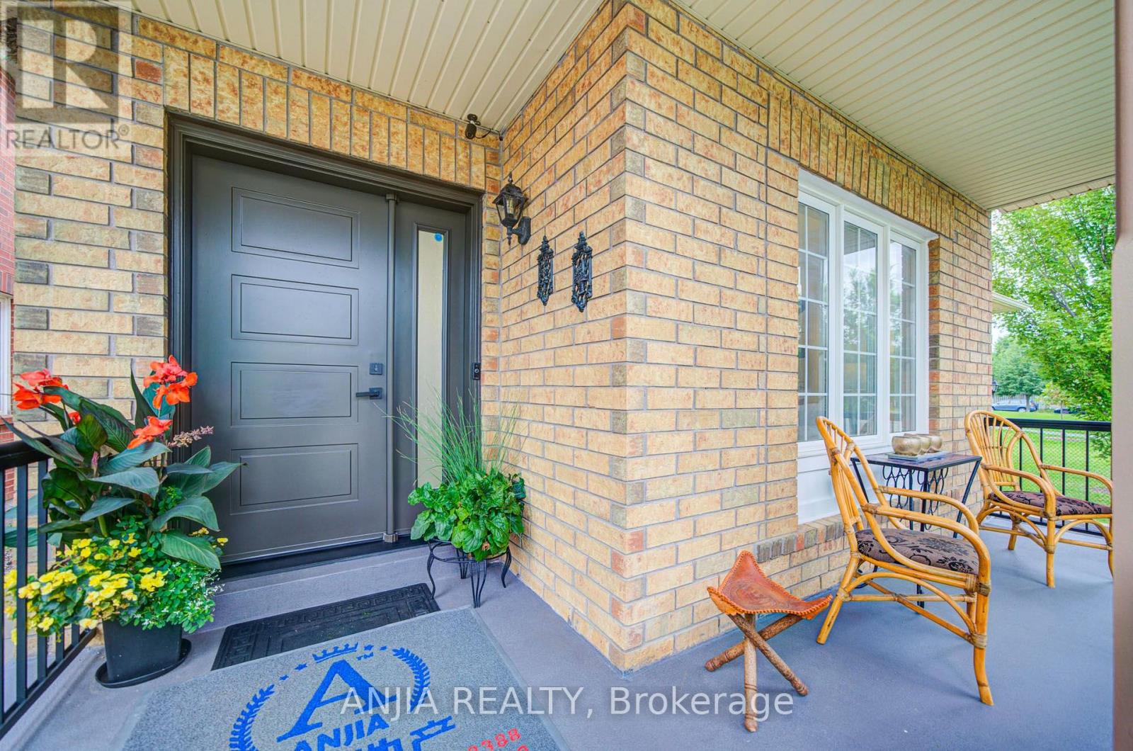 203 Fred Mclaren Boulevard, Markham, Ontario  L6E 1H2 - Photo 3 - N13727060