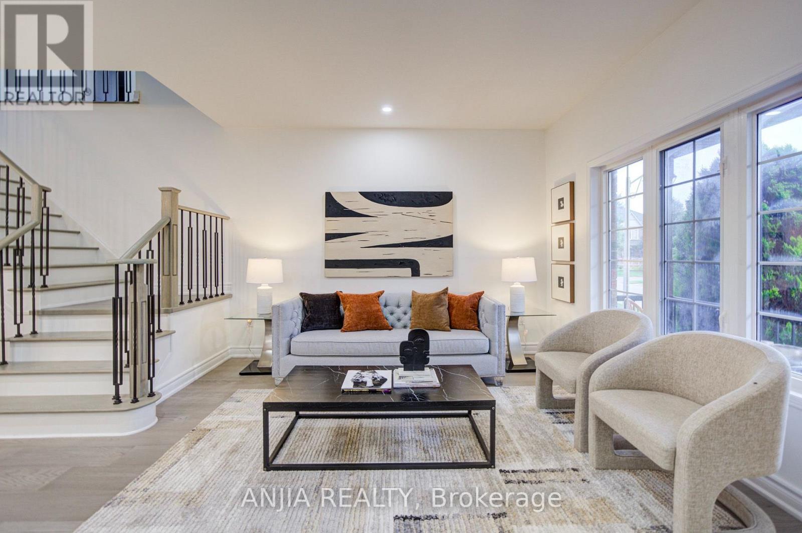 203 Fred Mclaren Boulevard, Markham, Ontario  L6E 1H2 - Photo 4 - N13727060
