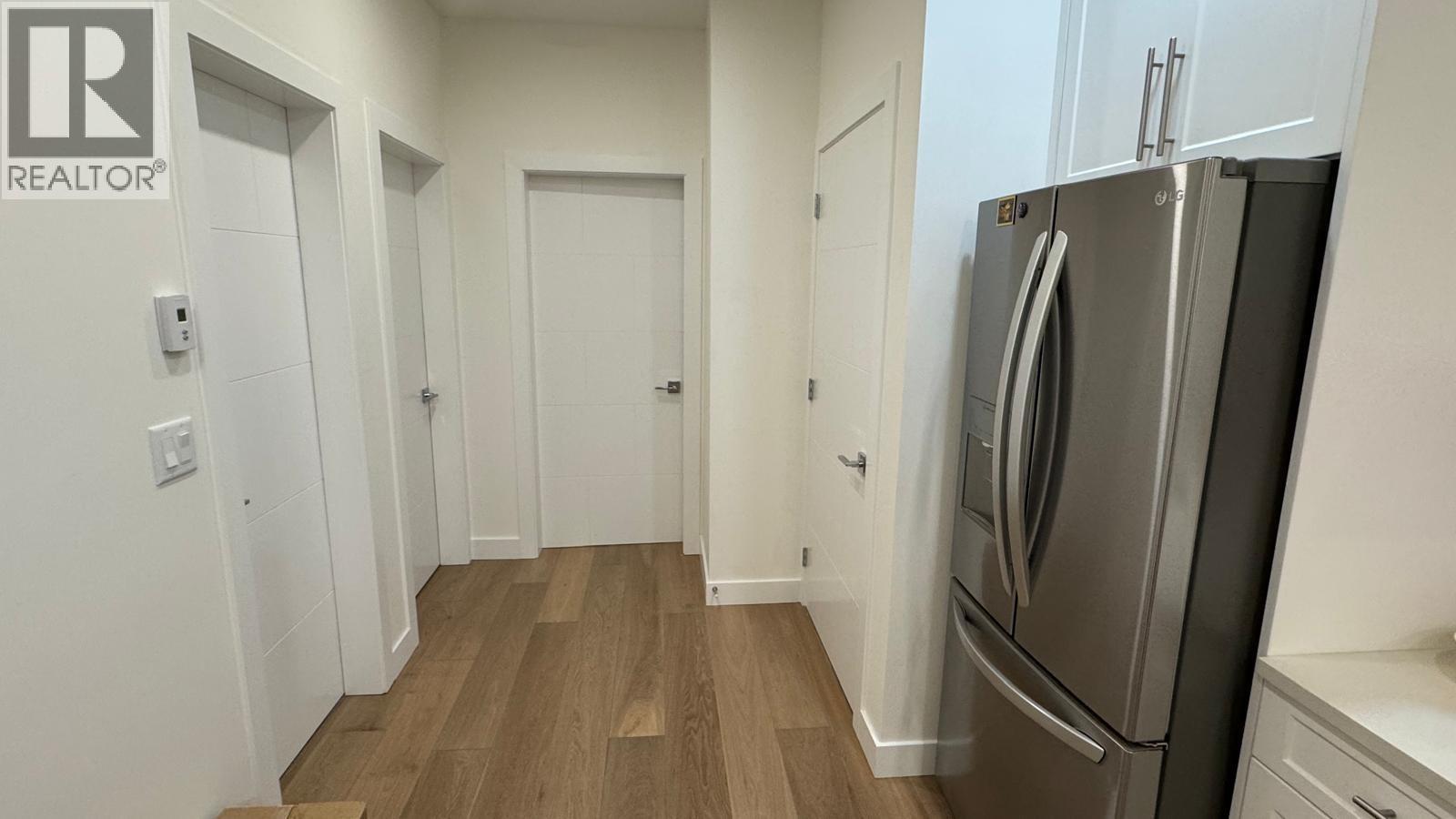 Lower Floor-463 W 14th Street, North Vancouver, British Columbia  V7M 2Y1 - Photo 5 - R3159872