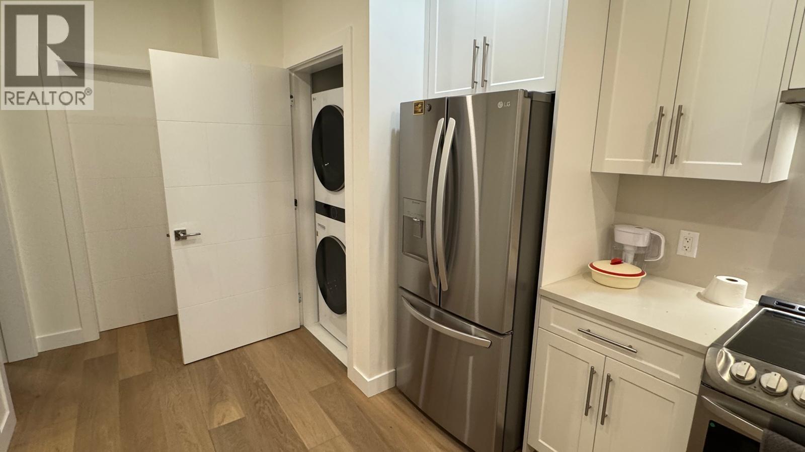 Lower Floor-463 W 14th Street, North Vancouver, British Columbia  V7M 2Y1 - Photo 8 - R3159872