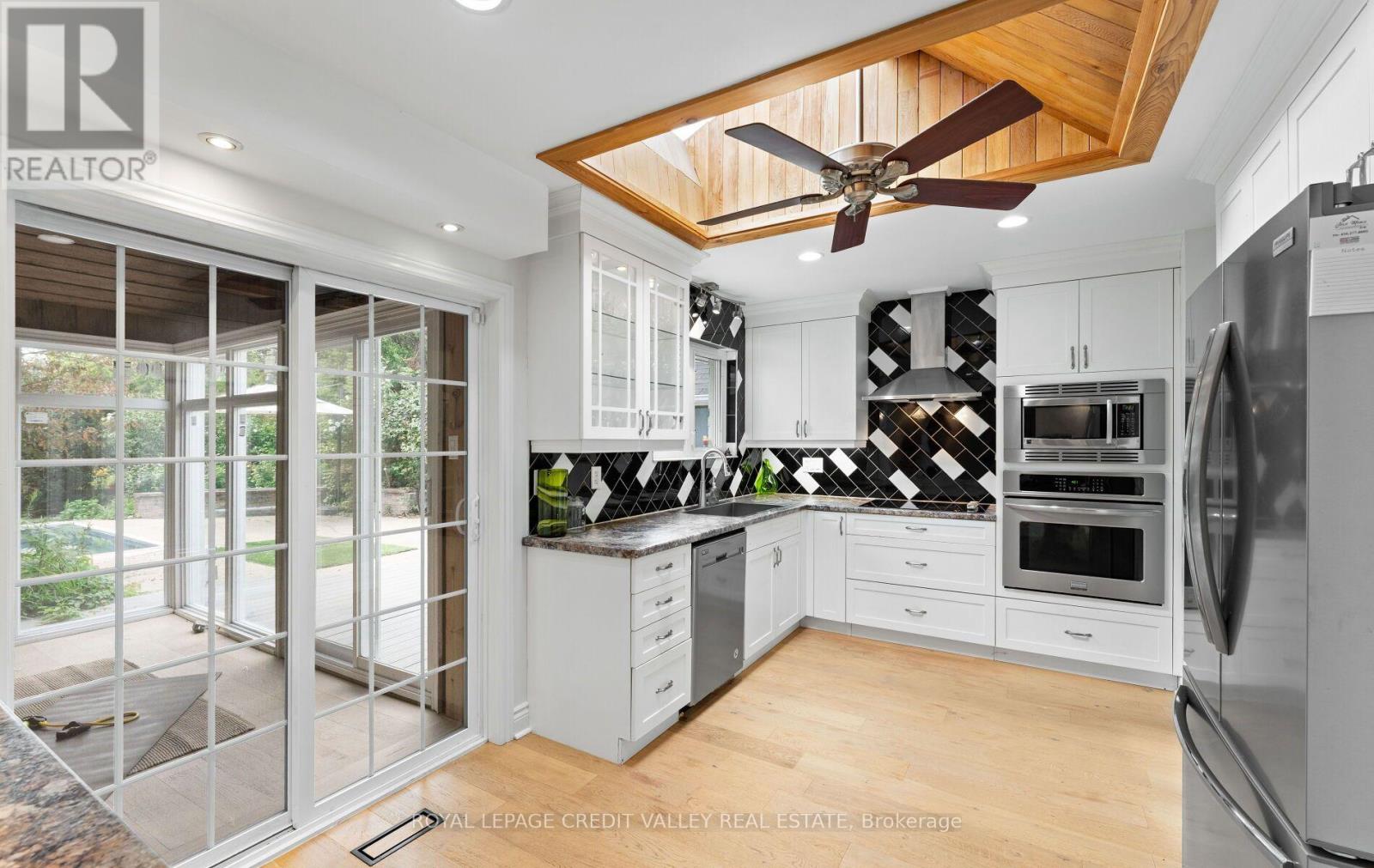34 Abbey Road W, Brampton, Ontario  L6W 2T8 - Photo 13 - W13727024