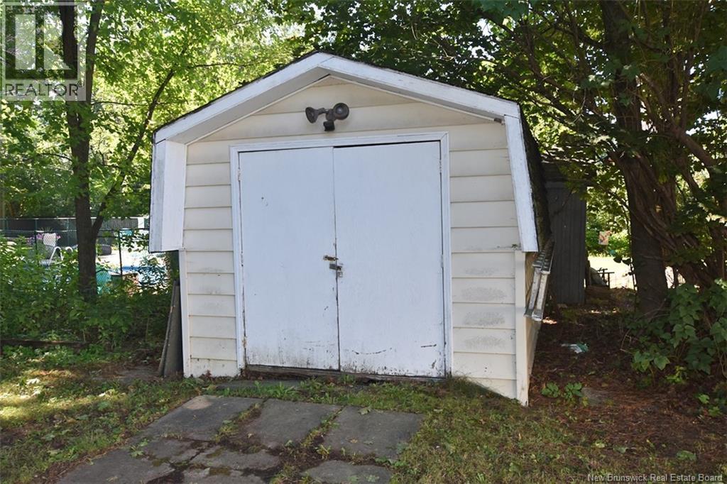 242 Highland Avenue, Fredericton, New Brunswick  E3A 2S6 - Photo 15 - NB146883