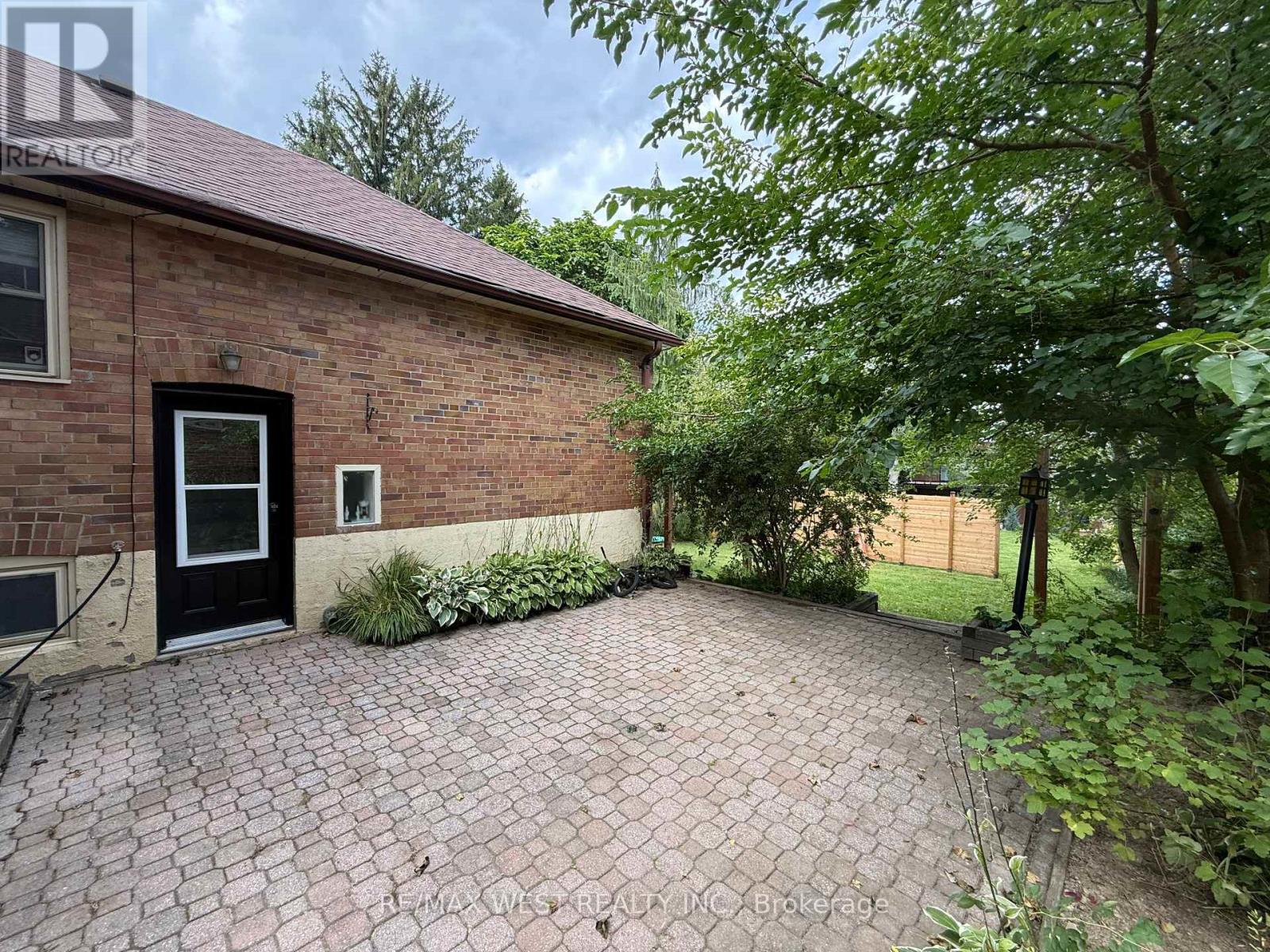 Basement - 81 Freemont Avenue, Toronto, Ontario  M9P 2W7 - Photo 12 - W13707458