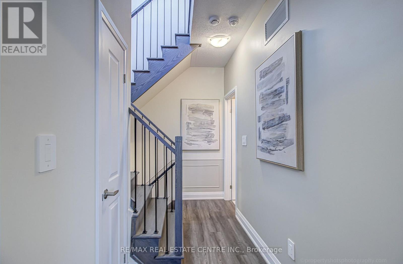 116 - 1569 Rose Way, Milton, Ontario  L9E 1N4 - Photo 21 - W13726672
