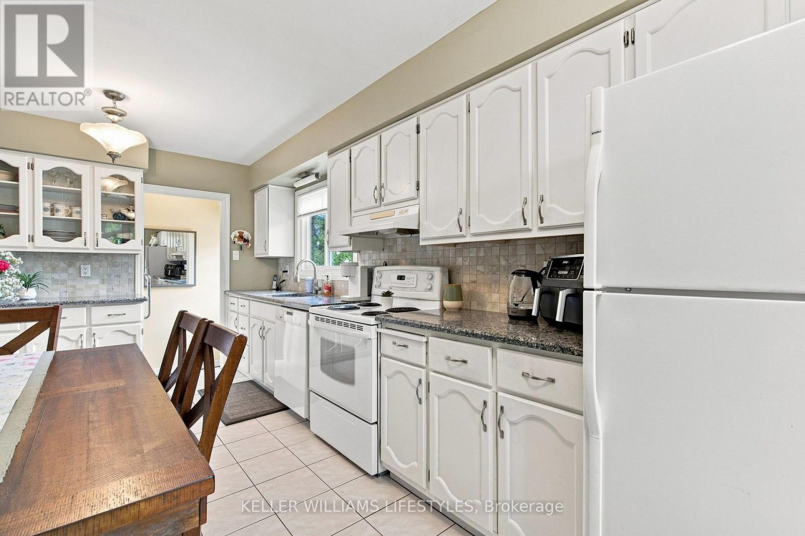 65 Villeneuve Crescent, London East, Ontario  N5V 1M7 - Photo 12 - X13727040