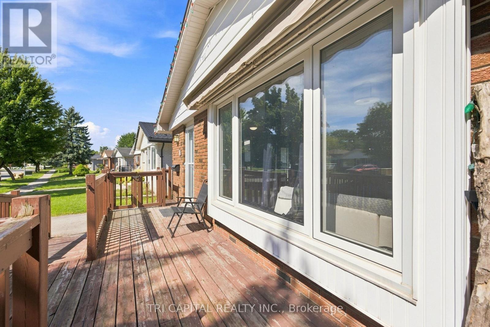 4 Harding Crescent, London South, Ontario  N6E 1G3 - Photo 4 - X13727062