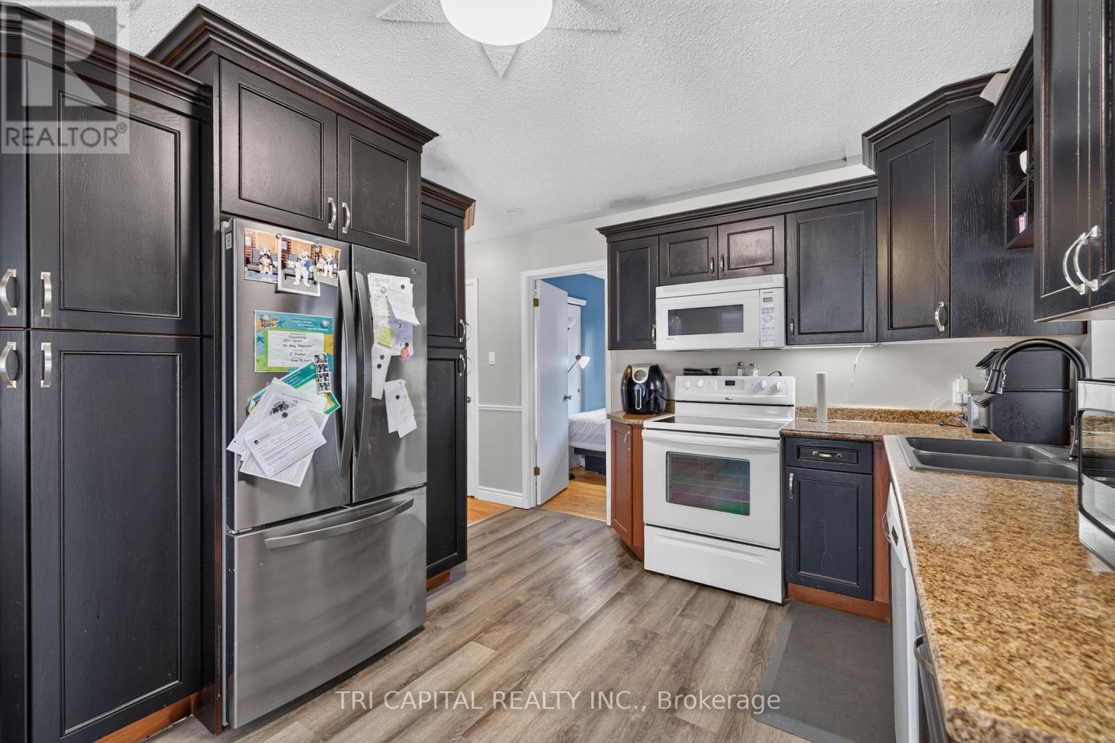 4 Harding Crescent, London South, Ontario  N6E 1G3 - Photo 9 - X13727062