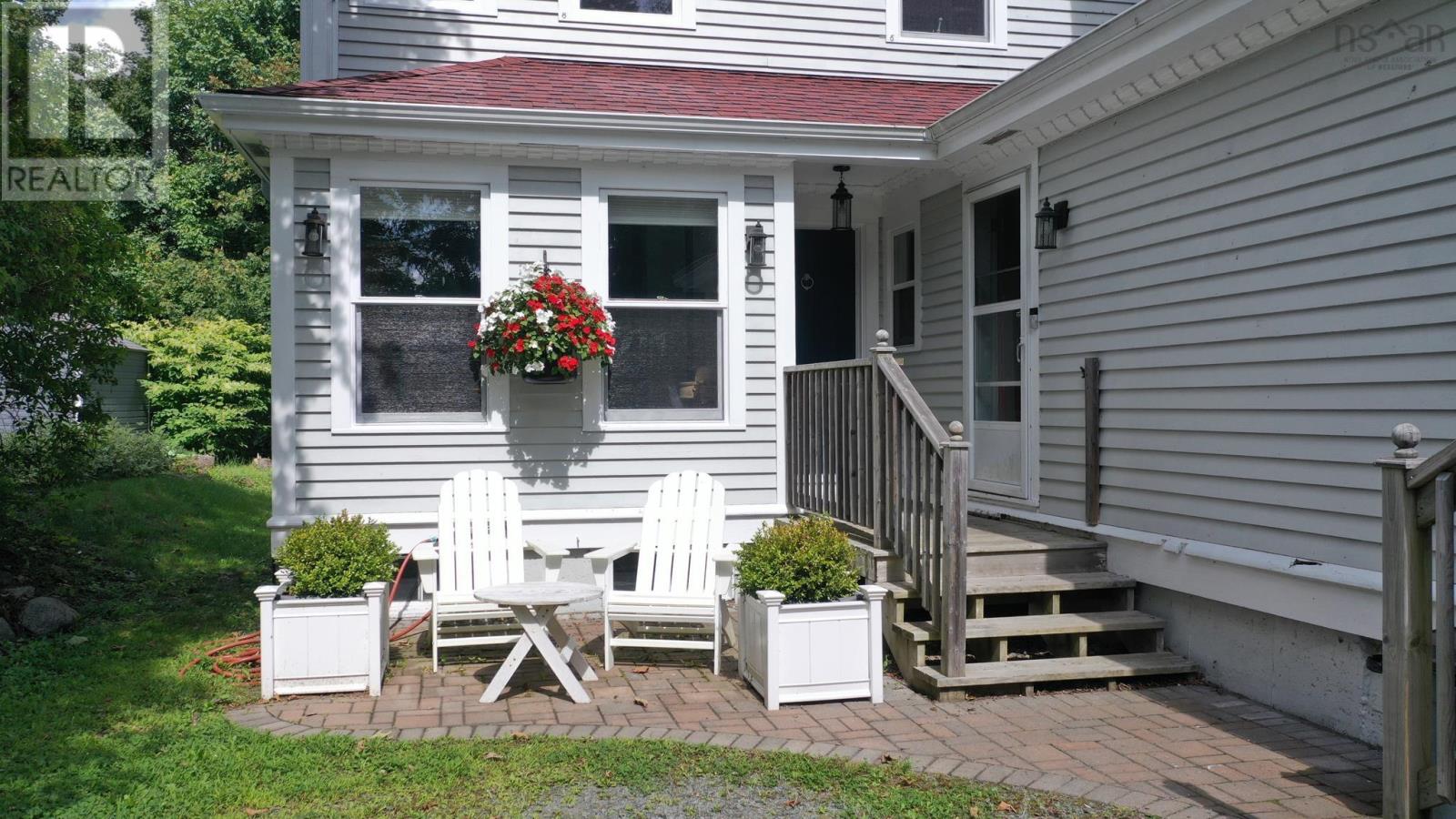 216 Dufferin Street, Lunenburg, Nova Scotia  B0J 2C0 - Photo 32 - 202608650