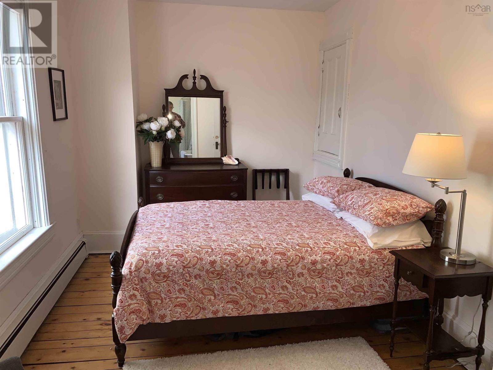 216 Dufferin Street, Lunenburg, Nova Scotia  B0J 2C0 - Photo 26 - 202608650