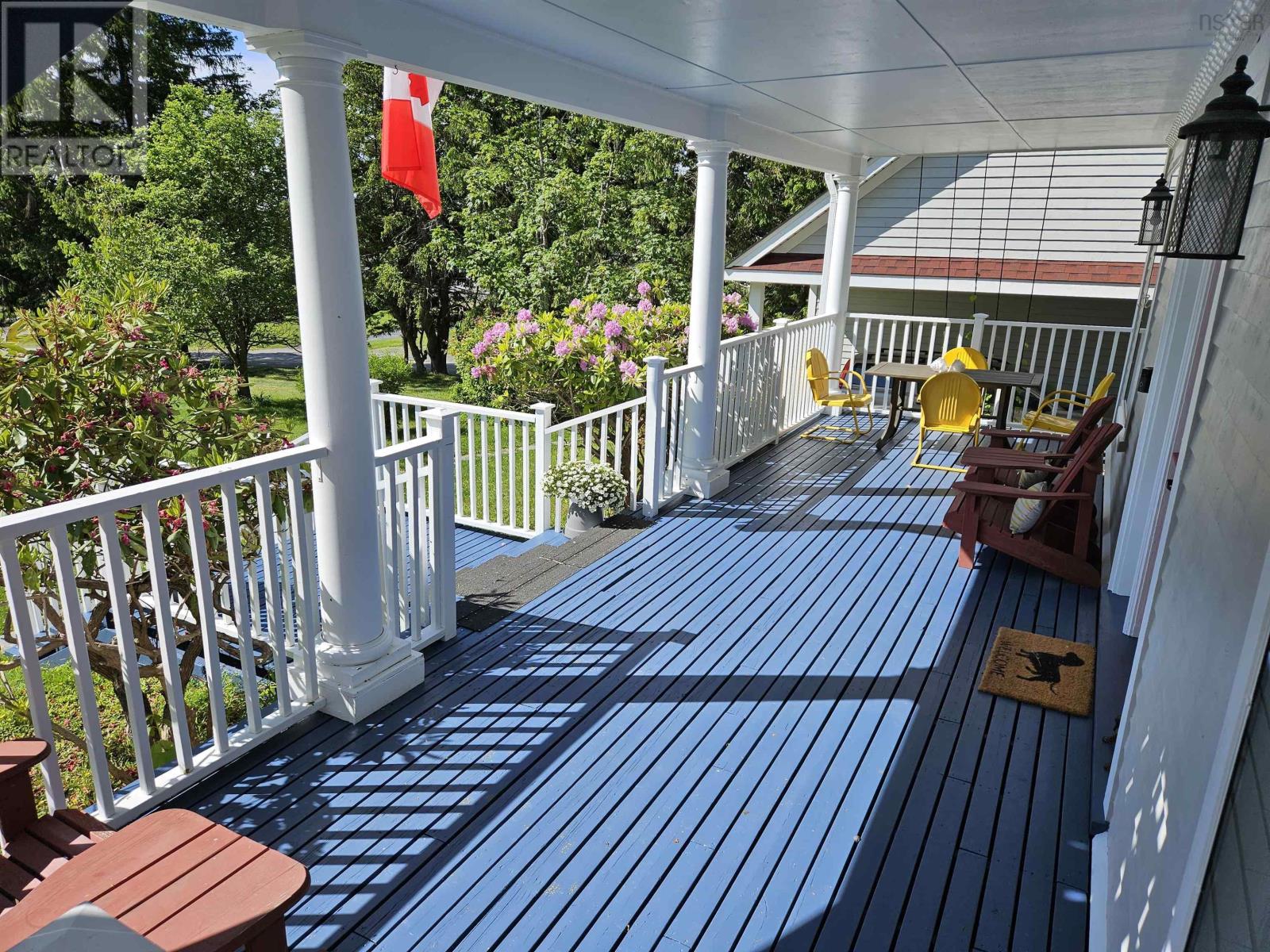 216 Dufferin Street, Lunenburg, Nova Scotia  B0J 2C0 - Photo 5 - 202608650