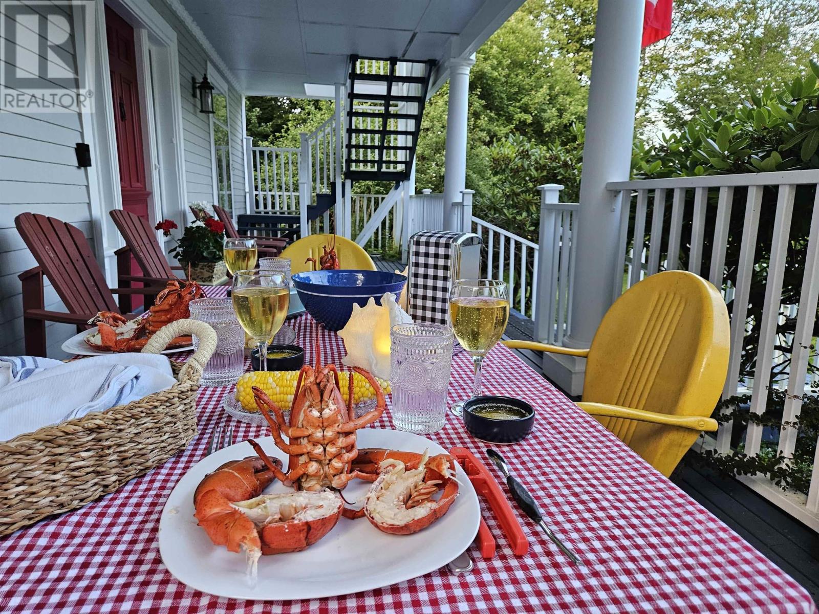 216 Dufferin Street, Lunenburg, Nova Scotia  B0J 2C0 - Photo 6 - 202608650