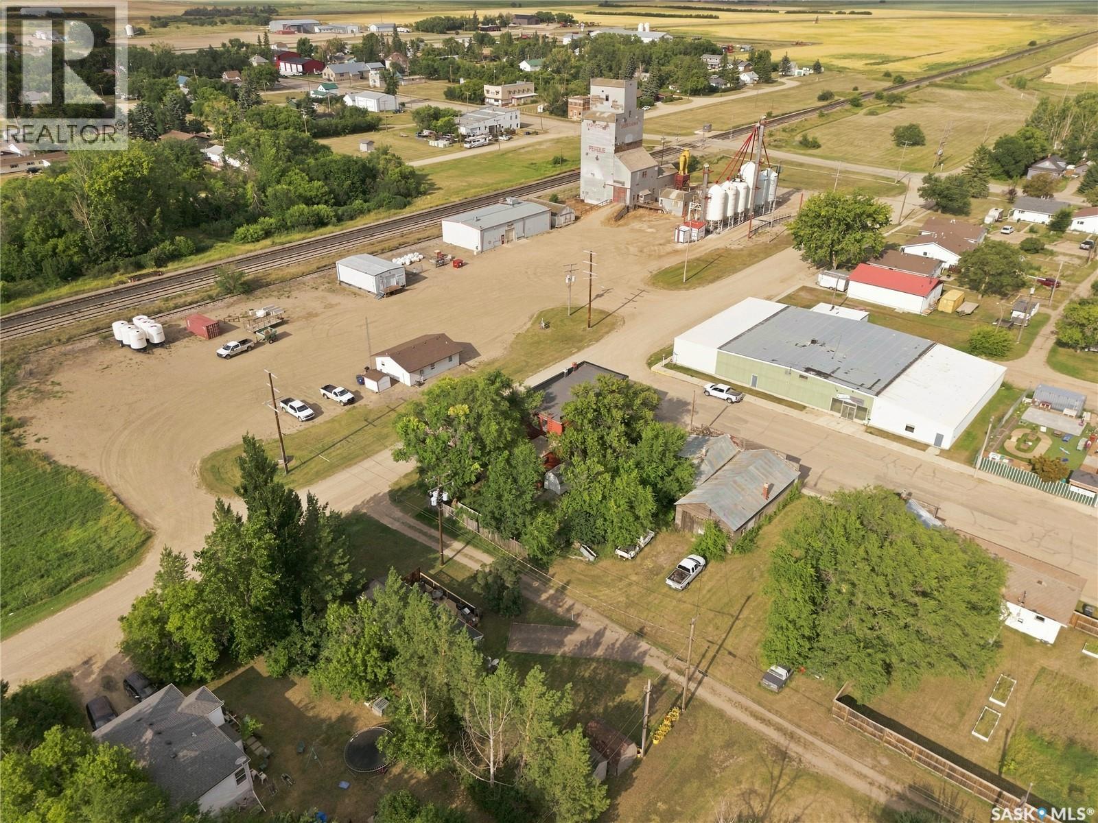 1002 9th Street, Perdue, Saskatchewan  S0K 3C0 - Photo 50 - SK035678
