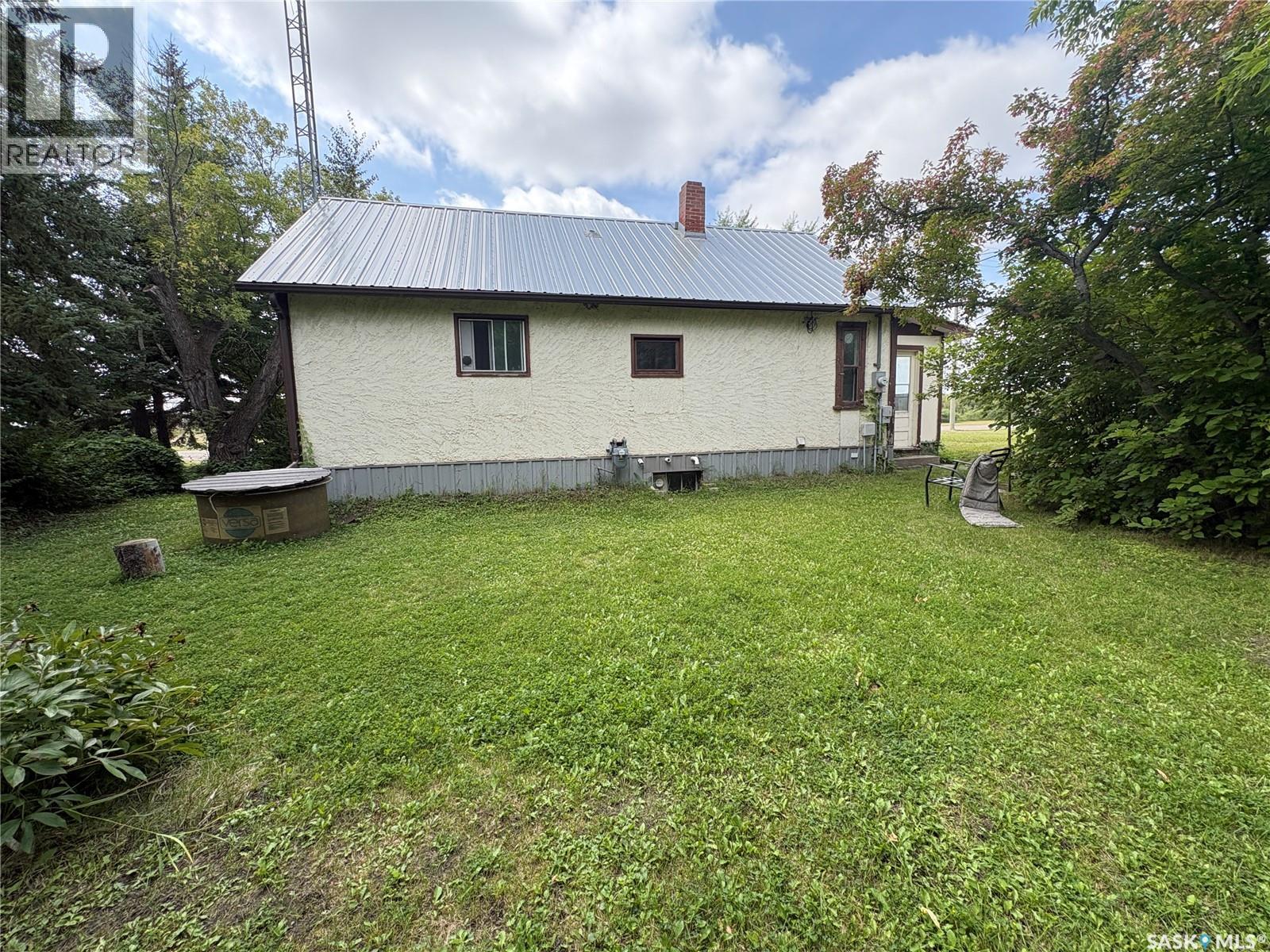 412 1st Avenue, Spy Hill, Saskatchewan  S0A 3W0 - Photo 3 - SK046677