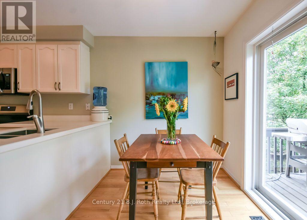 51 Johnson Street, Orillia, Ontario  L3V 7R9 - Photo 14 - S13727046
