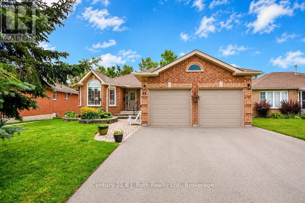 51 Johnson Street, Orillia, Ontario  L3V 7R9 - Photo 1 - S13727046