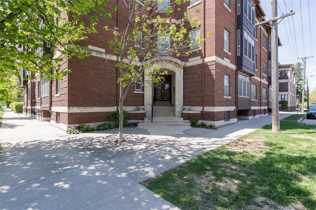 21 156 Lilac Street, Winnipeg, Manitoba R3M 2T1 - Photo 0 - 202621770