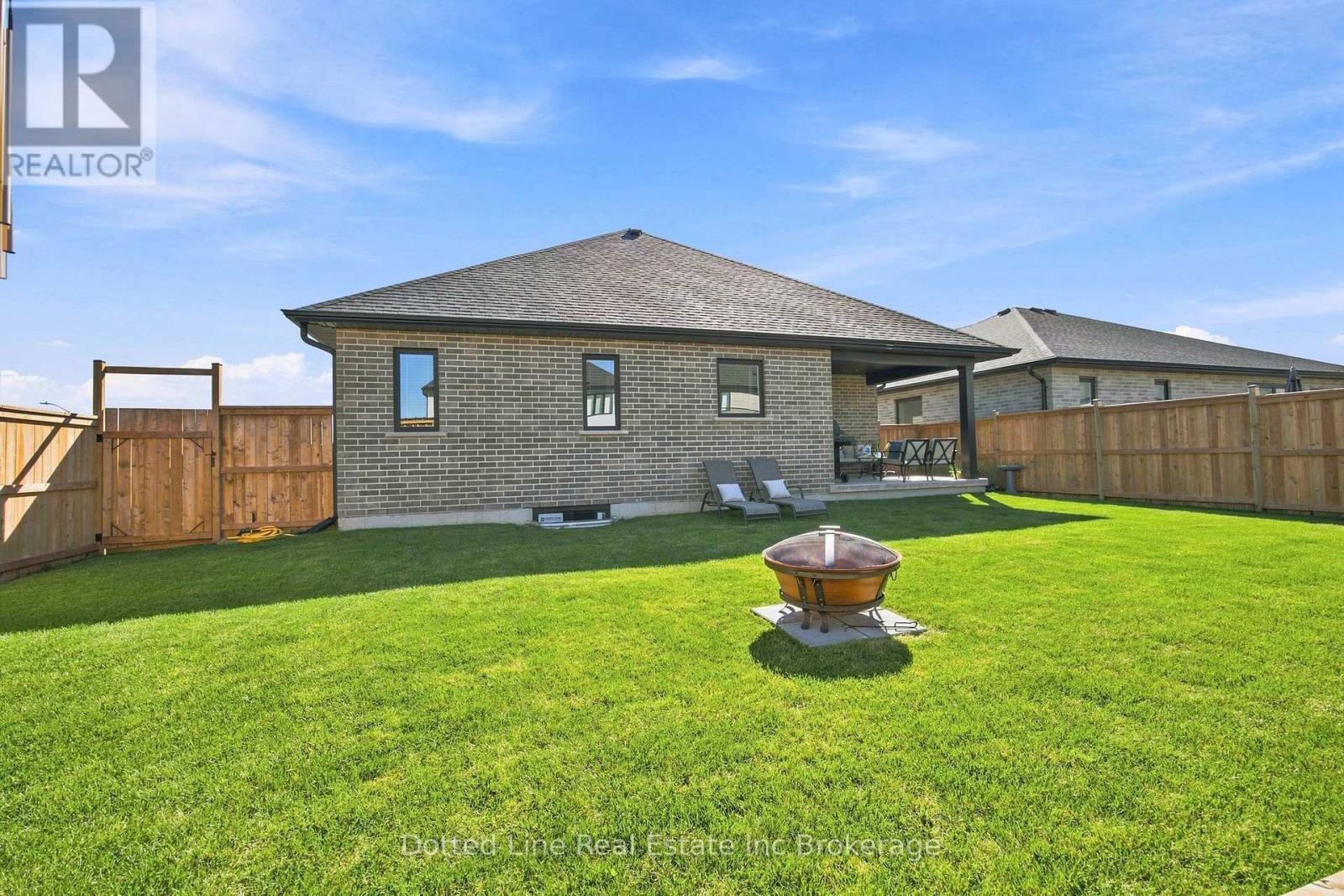 18 Walnut Drive, Tillsonburg, Ontario  N4G 5S2 - Photo 25 - X13726890