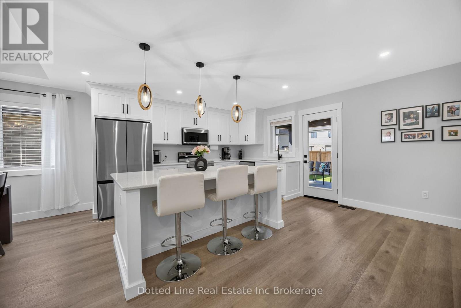 18 Walnut Drive, Tillsonburg, Ontario  N4G 5S2 - Photo 7 - X13726890