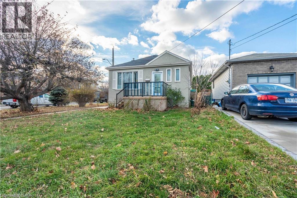204 GLOW Avenue Unit# LOWER, Hamilton, Ontario