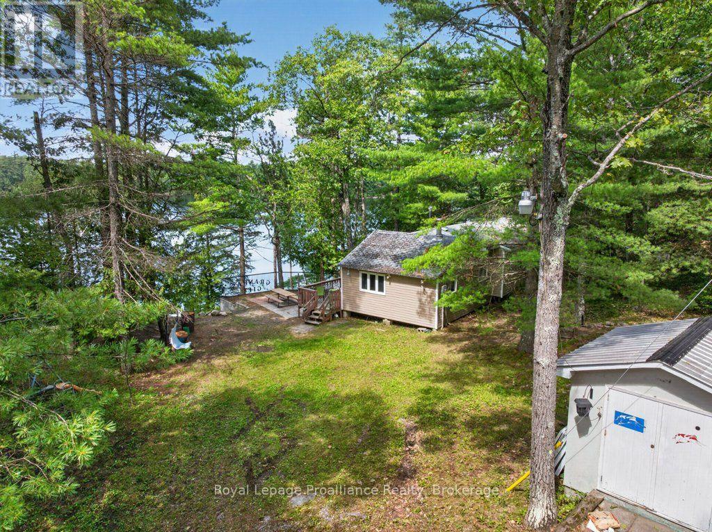 1138 Helen Lane, North Frontenac, Ontario  K0H 2E0 - Photo 2 - X13726940