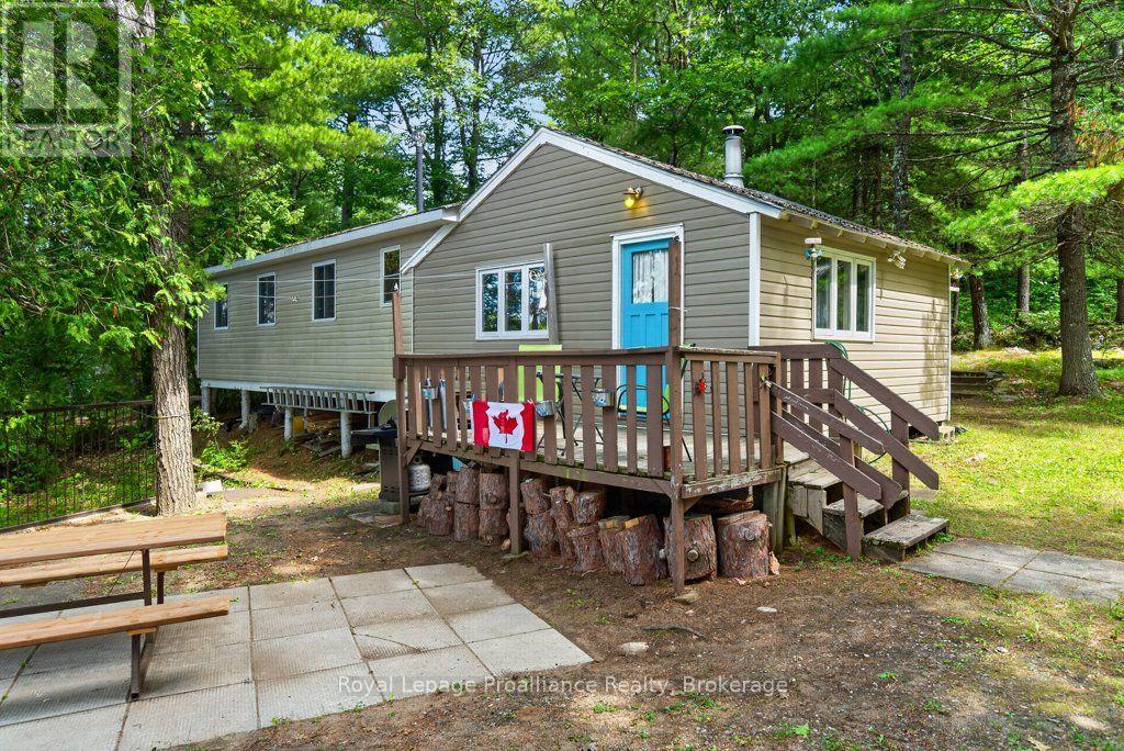 1138 Helen Lane, North Frontenac, Ontario  K0H 2E0 - Photo 1 - X13726940