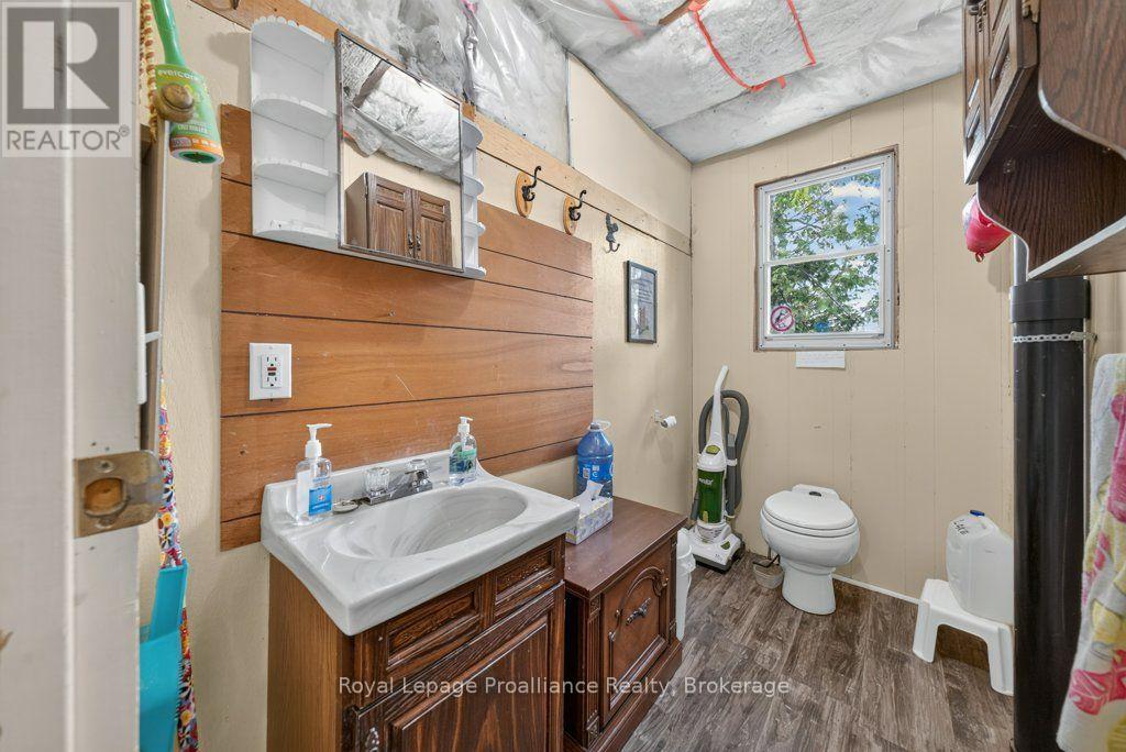 1138 Helen Lane, North Frontenac, Ontario  K0H 2E0 - Photo 20 - X13726940