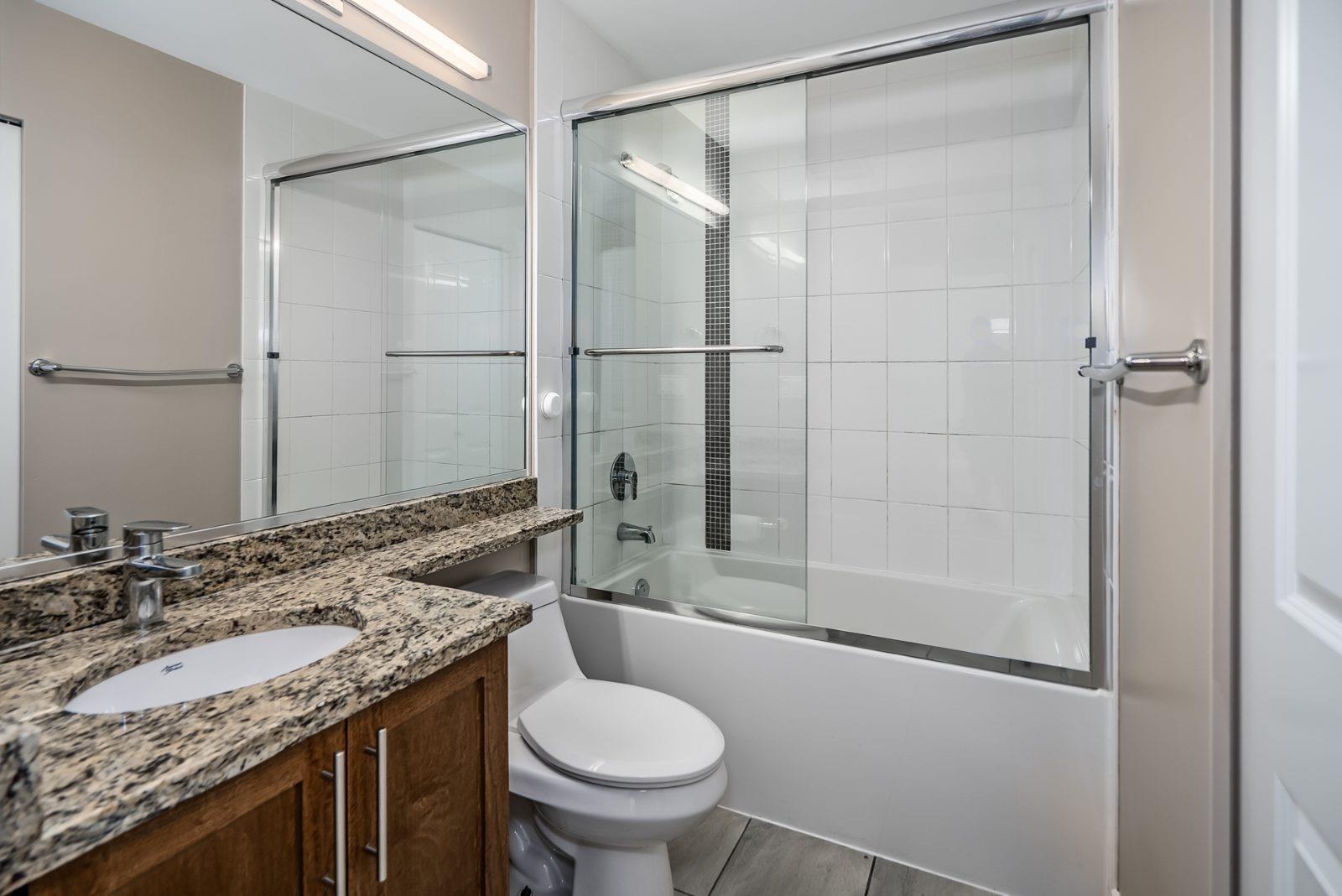 305 8183 121a Street, Surrey, British Columbia  V3W 1S7 - Photo 26 - R3159880