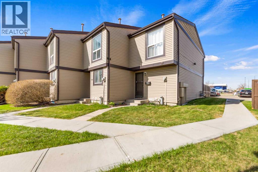 53, 3029 Rundleson Road NE, Calgary, Alberta