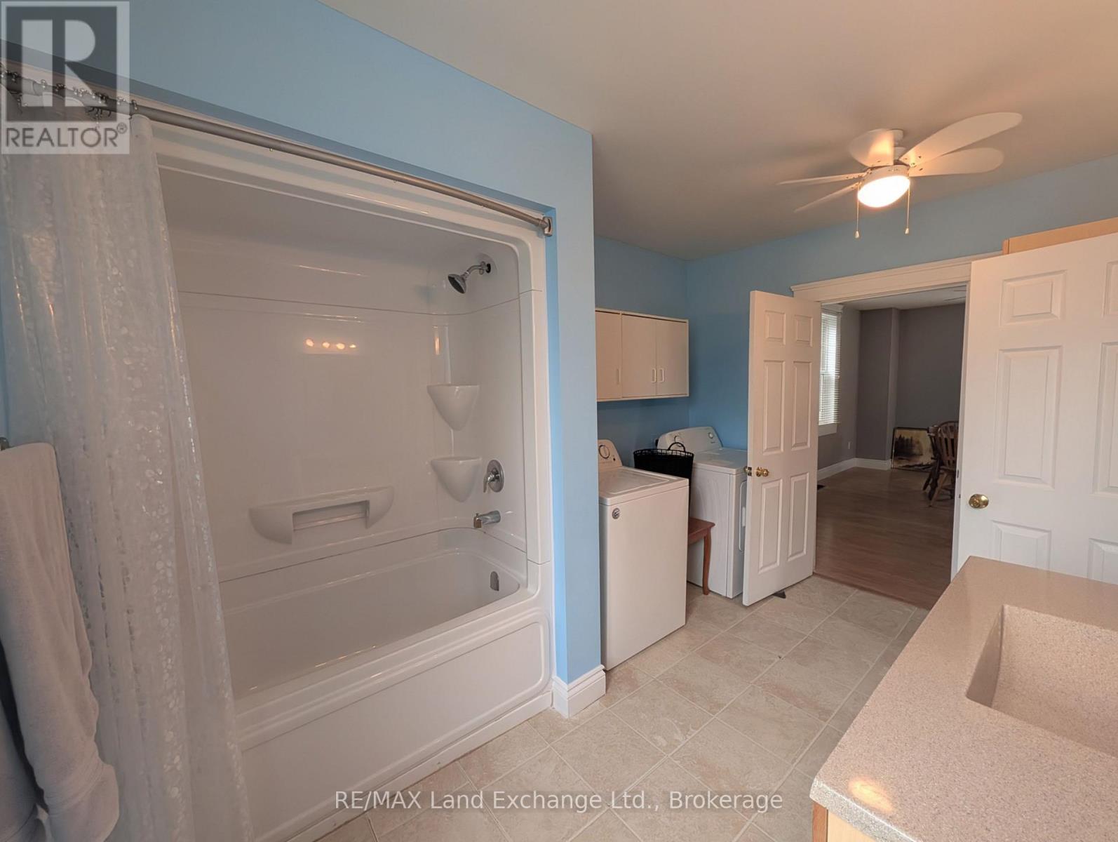 10 Mary Street, Brockton, Ontario  N0G 2V0 - Photo 4 - X13727218